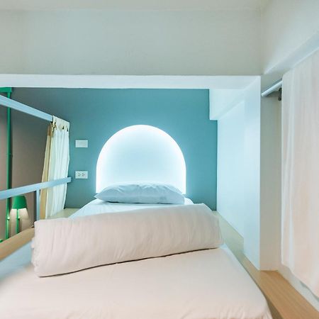 Eco Hostel Phuket Exteriör bild