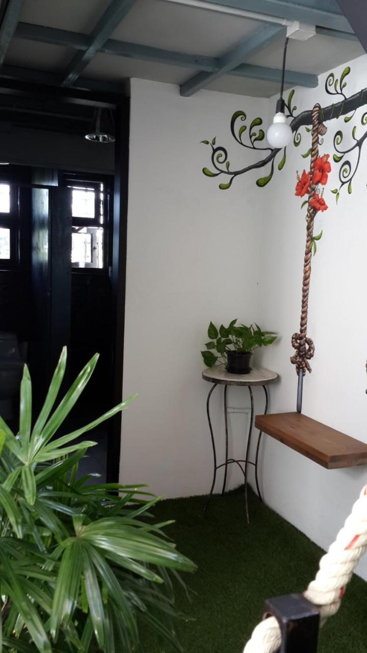Eco Hostel Phuket Exteriör bild